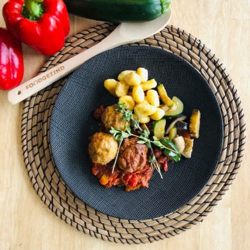 Gnocchi met kippengehakt-mozzarellaballetjes + Italiaanse groenten